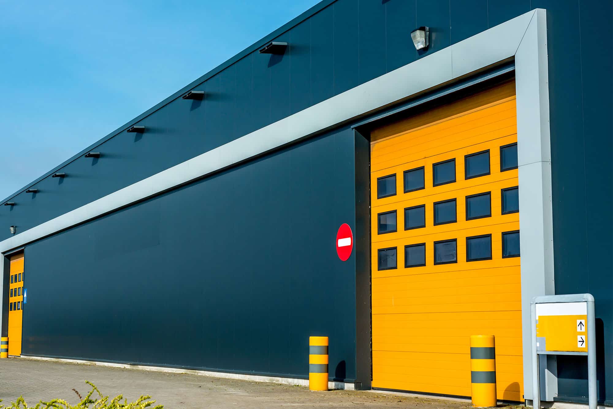 Residential and Commercial Garage Door